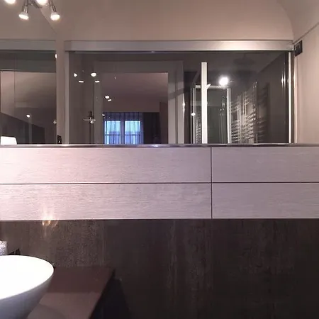 Adalesia House Apartamento *